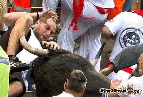 Au au au a ještě jednou au